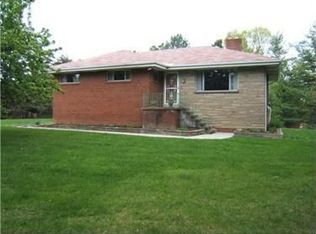 102 Willow Dr, Mcmurray, PA