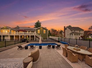 24 Copley Dr, Methuen, MA 01844