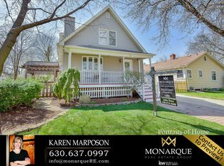127 N Mill St, Naperville, IL 60540