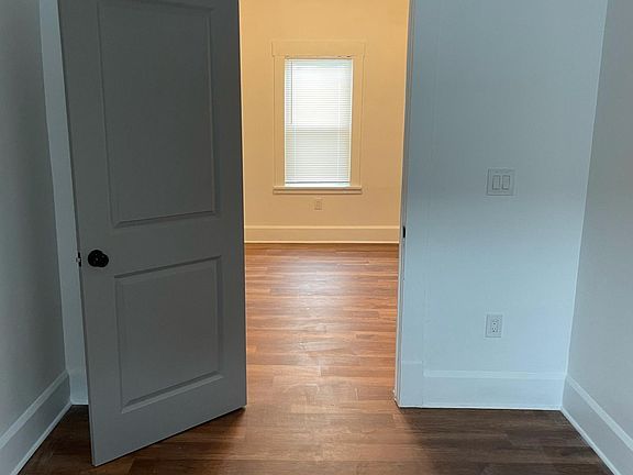 5th image of 4443 16th Ave S