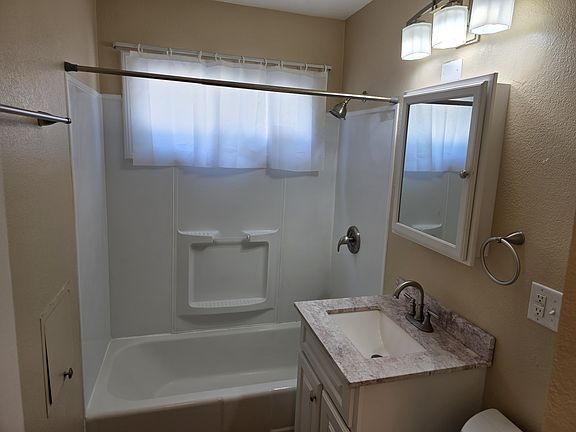 4th image of 9033 W Crawford Ave #9031