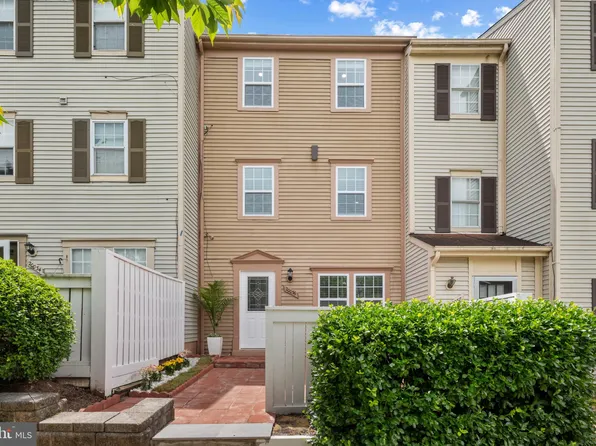 20036 Appledowre Cir #450, Germantown, MD 20876