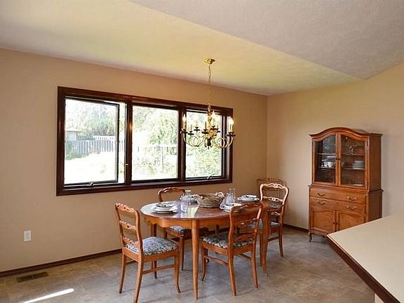 5th image of 5205 N Mulvaney Ct