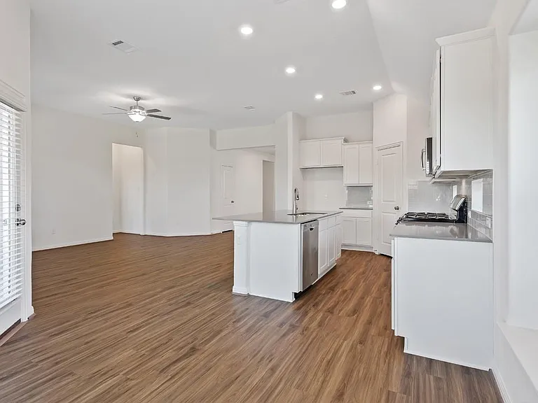 328 Prato Pl — Photo 11