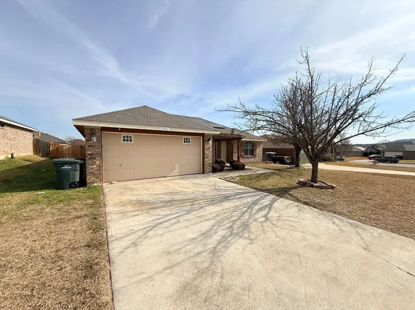2004 Merle Dr, Copperas Cove, TX 76522