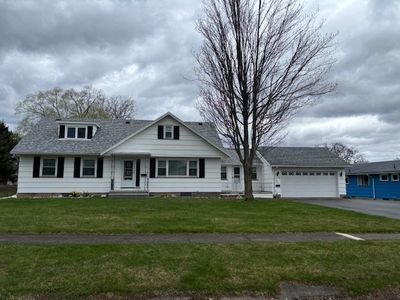 45 Woodbriar Dr, Rochester, NY, 14616
