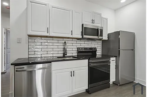 1234 W Venango St #B Photo 1 1234 W Venango St #B Photo 1