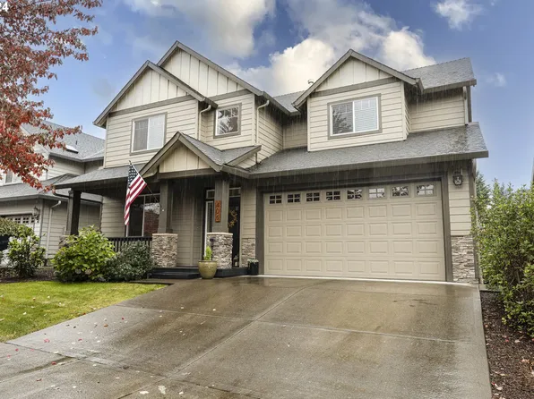 406 W Oxford St, Newberg, OR 97132