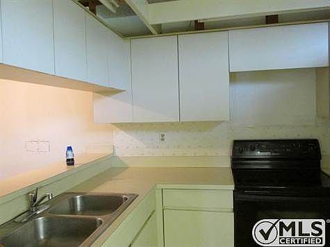 5th image of 3873 Victoria Dr