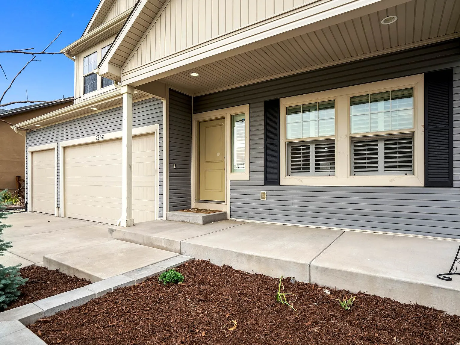 5 bed, 4324 sqft, $3,950 — Photo 4