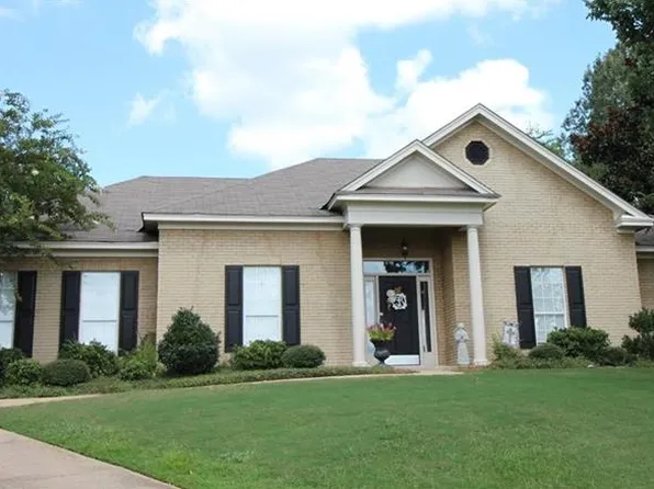 1826 Waller Ct, Montgomery, AL 36117