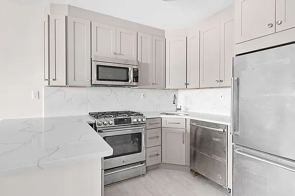 Rented by Compass | media 8
