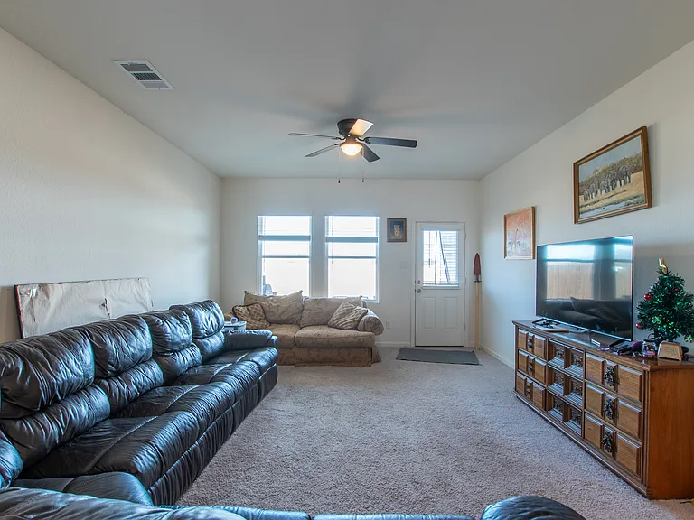 113 Waterhouse Lake Dr — Photo 7