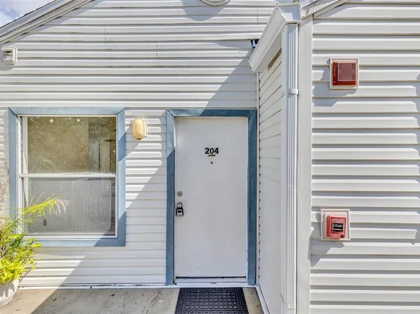 2556 Woodgate Blvd APT 204, Orlando, FL 32822