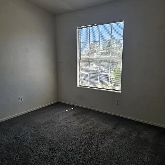 2500 Adelante Ave — Photo 5