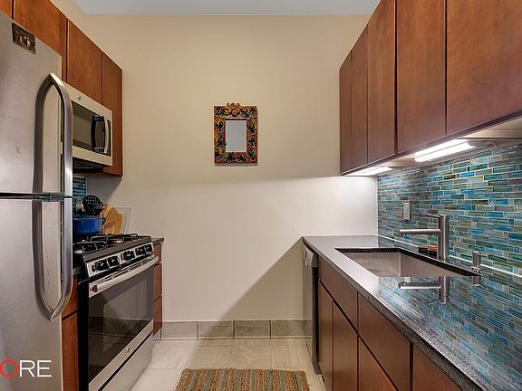 5th image of 70 W 139th St APT 7A