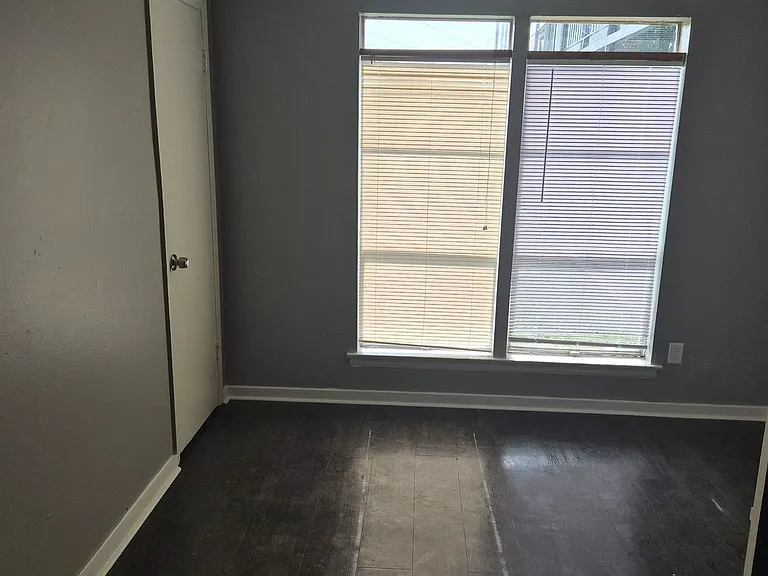Imogene Apartments — Photo 9