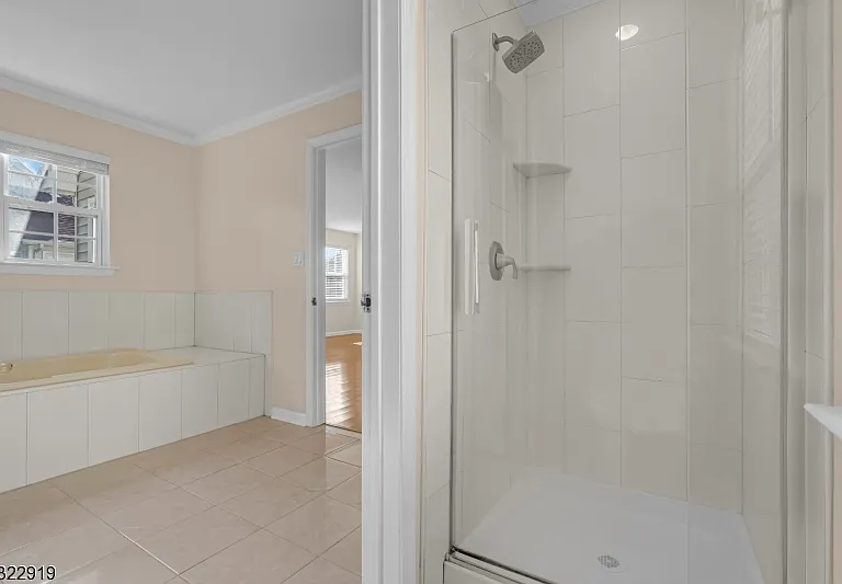 71 Nostrand Rd — Photo 28