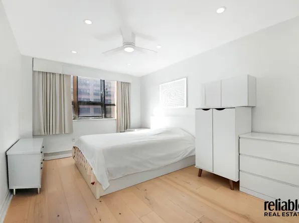 301 Cathedral Parkway image 6 of 10