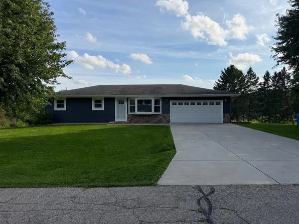 4769 Eisenhower St, Oregon, WI 53575