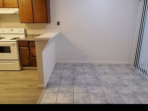 4th image of 1901 Driftwood Dr APT 3