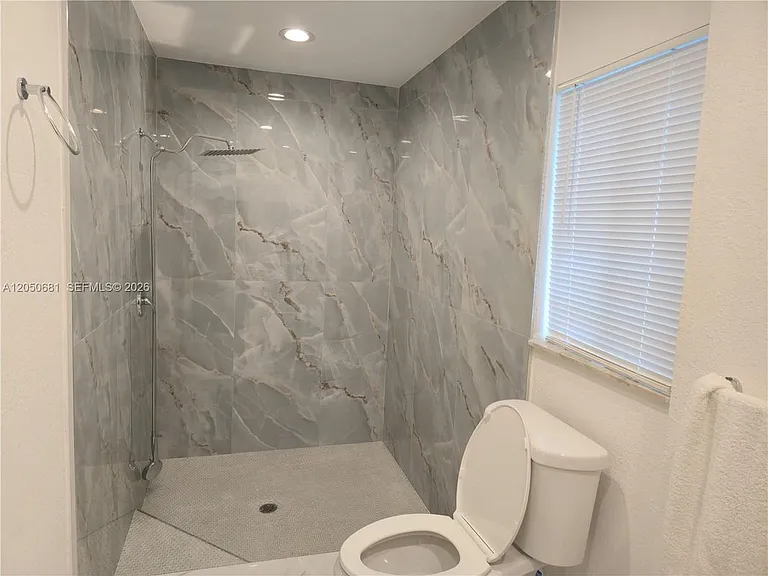 7771 NW 46th St — Photo 22