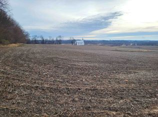 W Richland Rd, Freeport, IL 61032