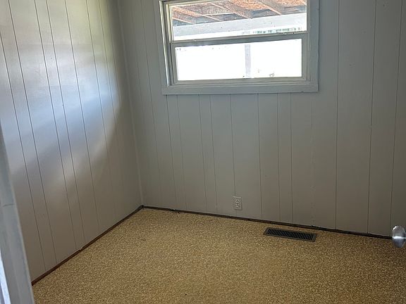 5th image of 117 Coolidge Ave