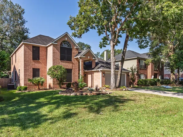 4911 Natural Bridge Dr, Kingwood, TX 77345