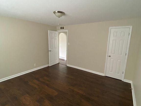 3rd image of 2341 S Race St