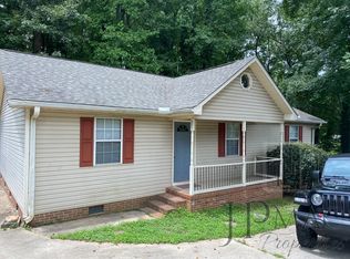 302 Taylors Rd, Taylors, SC 29687
