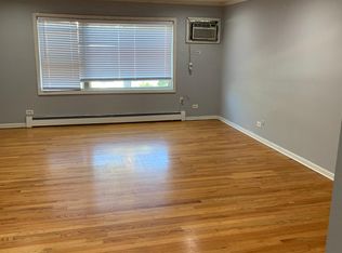 4454 S Archer Ave #2B, Chicago, IL 60632
