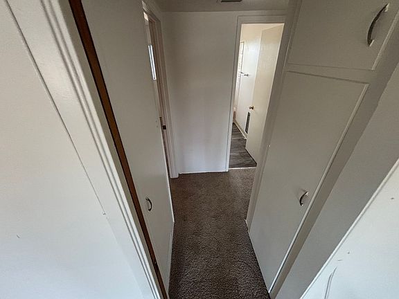 5th image of 2950 Clairemont Dr APT 13