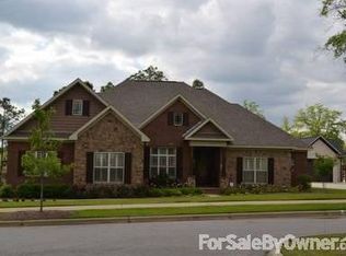 102 Carnegie Ct, Dothan, AL 36305