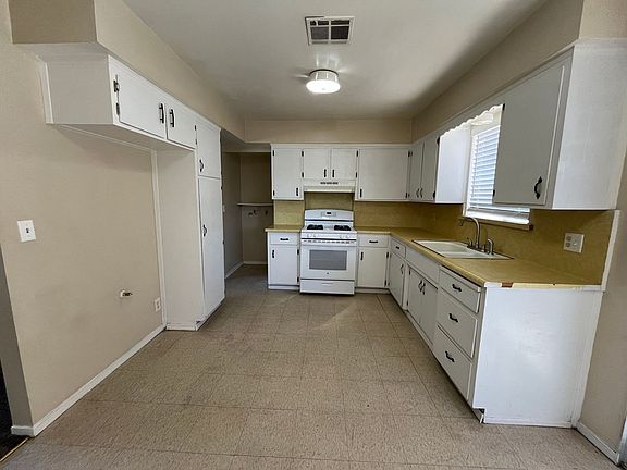 4th image of 1185-87 W Grand Ave #1187