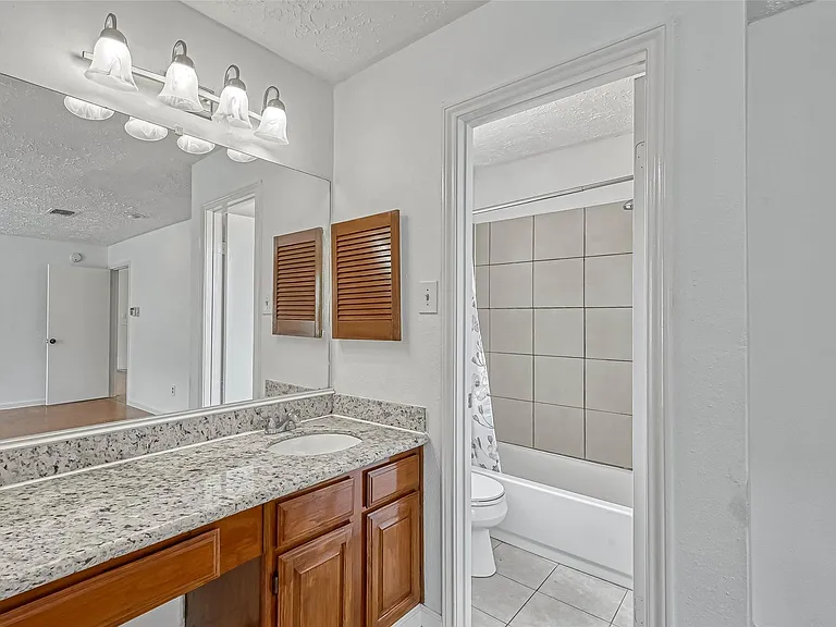16319 La Luna Dr — Photo 25
