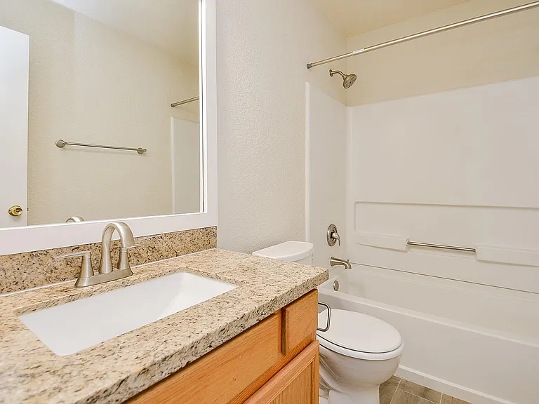 3935 Federal Ln — Photo 22