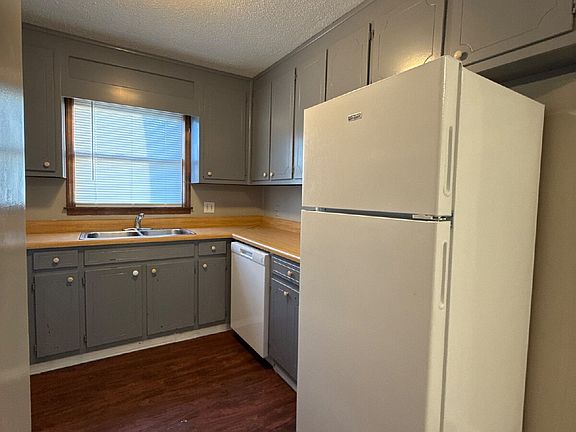 4th image of 4428 Bonnell Dr NW #A