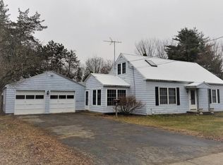 31 Burgoyne Ave, Fort Edward, NY 12828