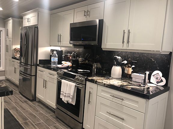 2nd image of 36911 Mountain View Dr