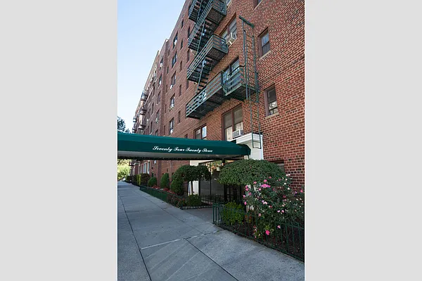 Sold by Stribling | media 4