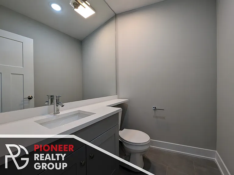440 W Belden Ave #428-17 — Photo 7