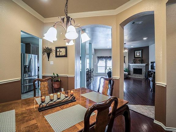 5th image of 9304 Water Bend Dr