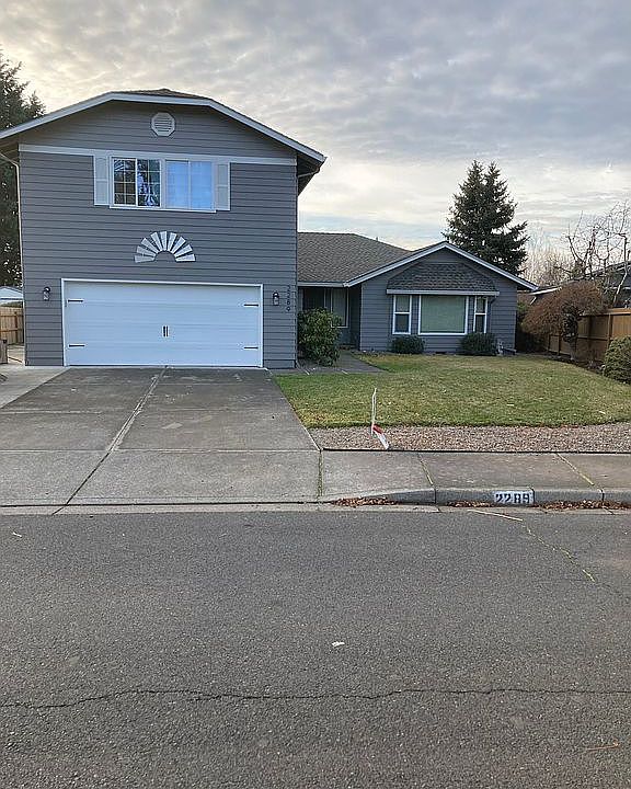 1st image of 2289 Fairfield Dr