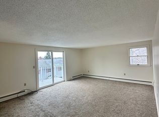 816 State St #3, Bangor, ME 04401