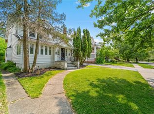 2684 Hampshire Rd, Cleveland Heights, OH 44106
