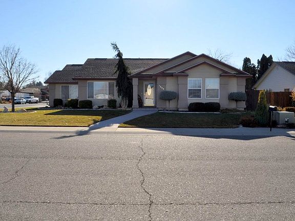 2nd image of 1880 Targhee Dr