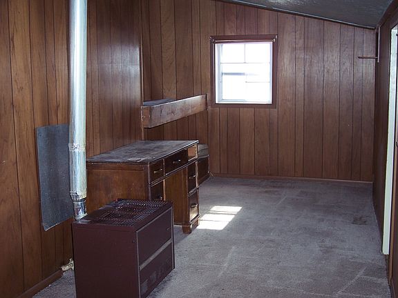 5th image of 718 Spruce St