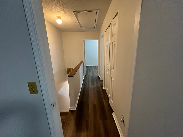 140 Freedom Ct #G — Photo 13
