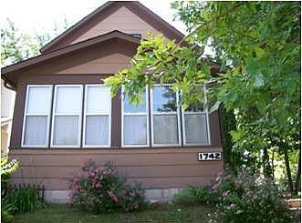 1st image of 1742 Bush Ave